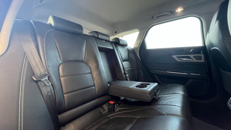 Jaguar XF 2.0d [180] R-Sport 5dr Auto AWD Diesel Estate